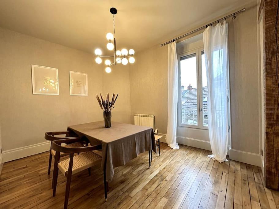 Apartment Vintage 97